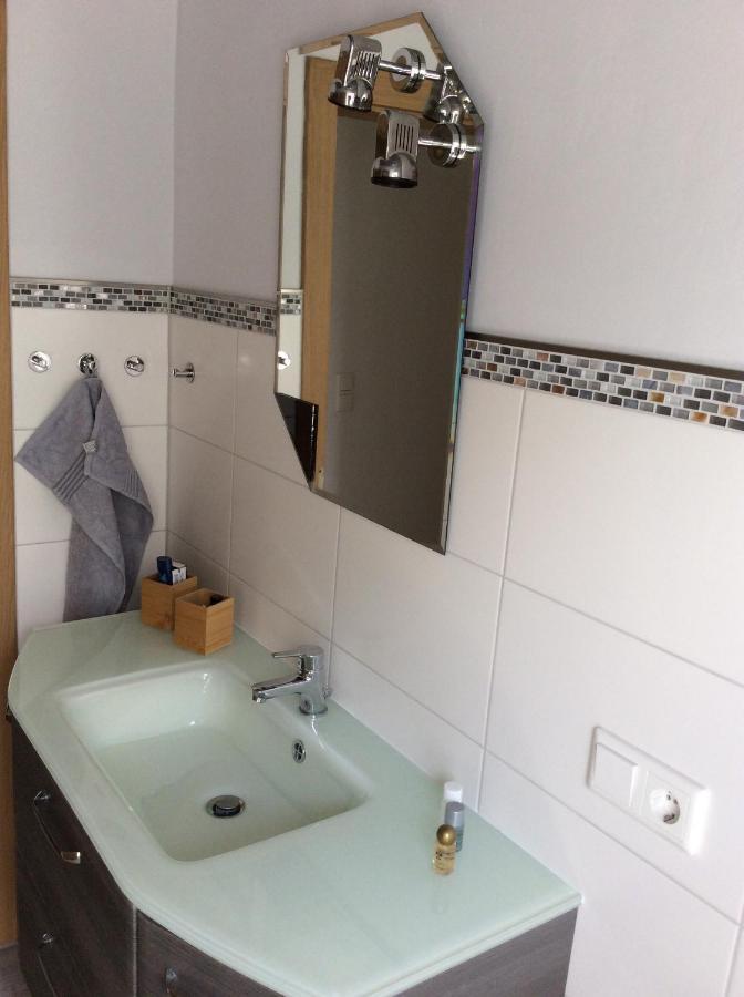 Ferienwohnung A&K Bottrop Ngoại thất bức ảnh