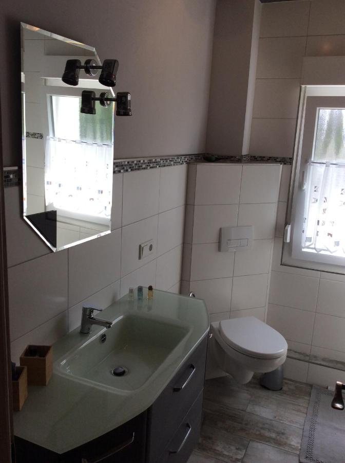 Ferienwohnung A&K Bottrop Ngoại thất bức ảnh